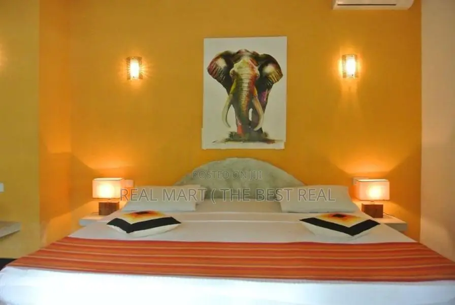 Narahenpita : 6 A/C BR fully furnished hotel for rent