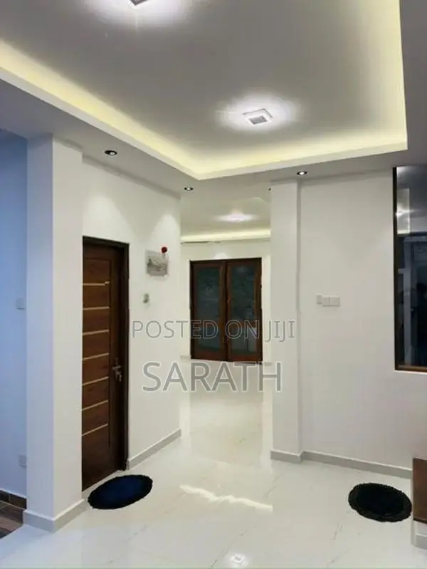 Well Build Luxury House For sale