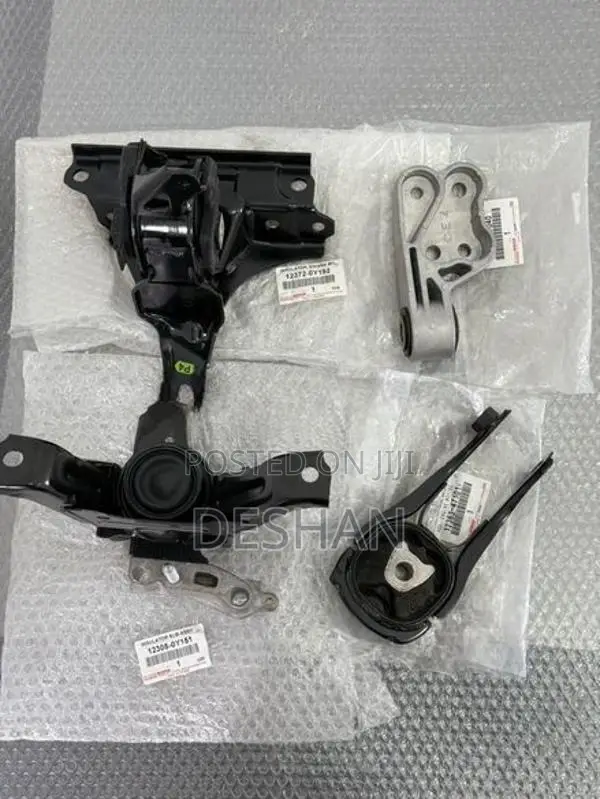 Toyota chr engine mount set genuine