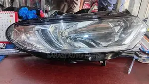 Ford Ecosport Head Light