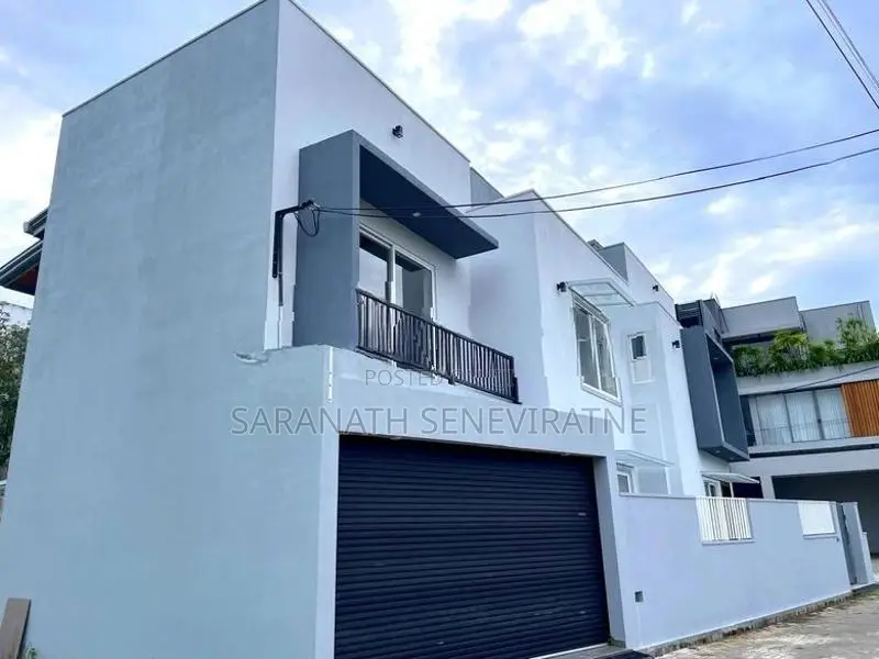 Super Luxury House From Mount Lavinia