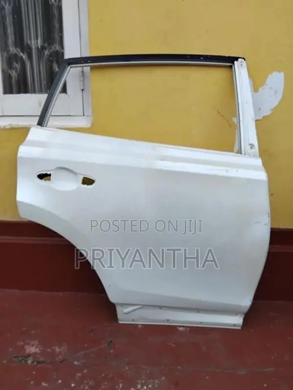 Toyota Rav4 Right Door