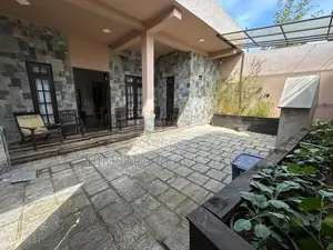 Luxury 3-Story Villa with Separate Annex in Udapalatha, Kandy | SH1531