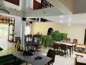 Restaurant Dining Table with Cushion Chairs