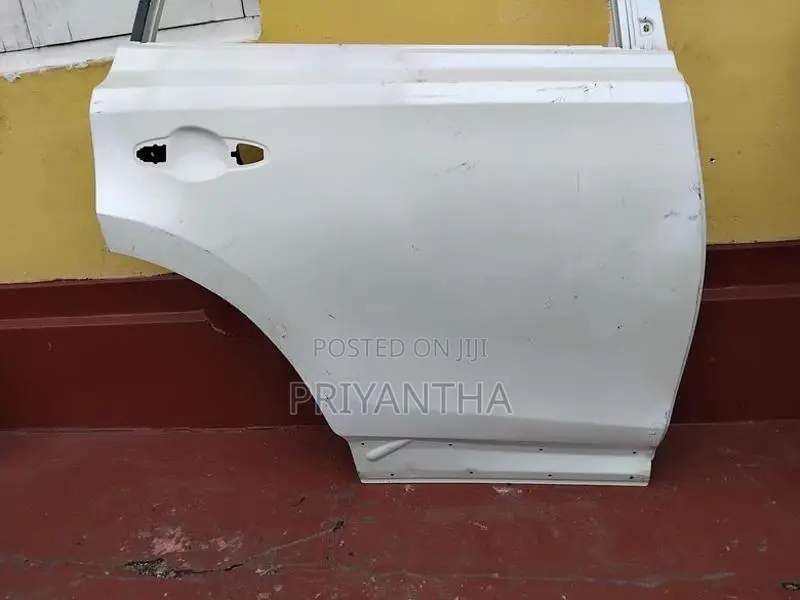 Toyota Rav4 Right Door