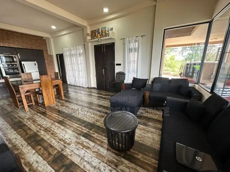 Luxury 3-Story Villa with Separate Annex in Udapalatha, Kandy | SH1531