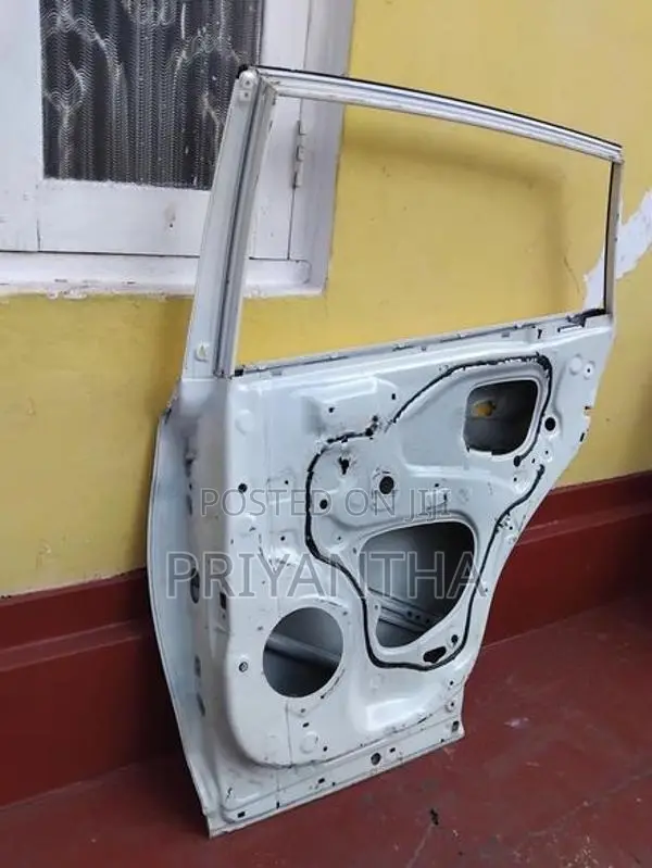 Toyota Rav4 Right Door