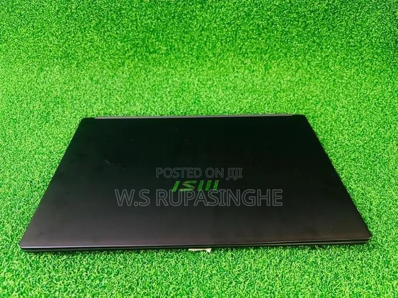 MSI Core Ultra 7 155H Laptop