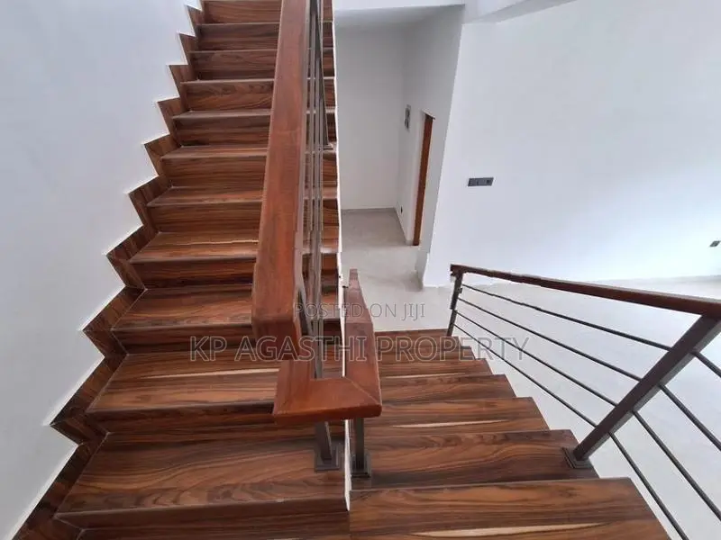Luxury House for Sale in Piliyandala