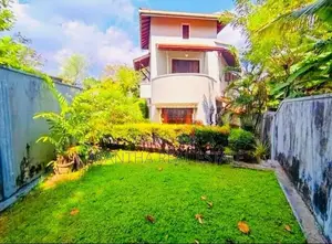 (AFA945) 02 Story House With 11.5 P Sale At Ebuldeneya