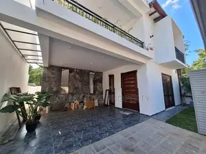 malabe town luxury house for sale