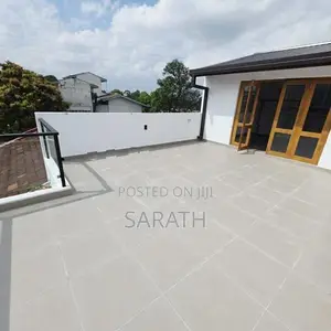 4 Bed with Brand New House Sale Battaramulla