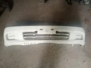 Mitsubishi Lancer CK2 /non cristal Front Bumper