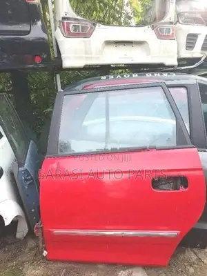 Hyundai Trajet Side Door