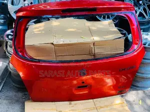 Suzuki Celario Dicky Door