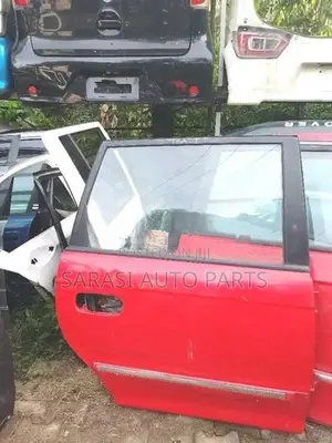 Hyundai Trajet Side Door
