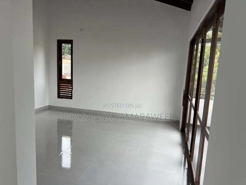 Brand New Modern Super Luxury Piliyandala Kottawa Rd