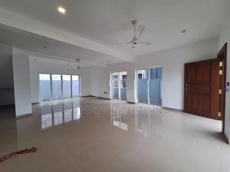 modern house for sale in Rathmalana