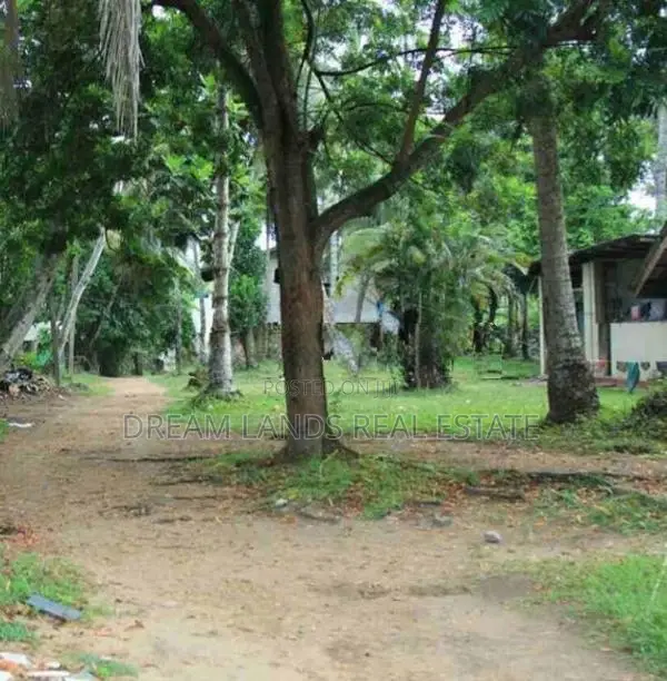 ☆ Kalutara Water Frount Land For Sale ( Ref No : RL - 597 )