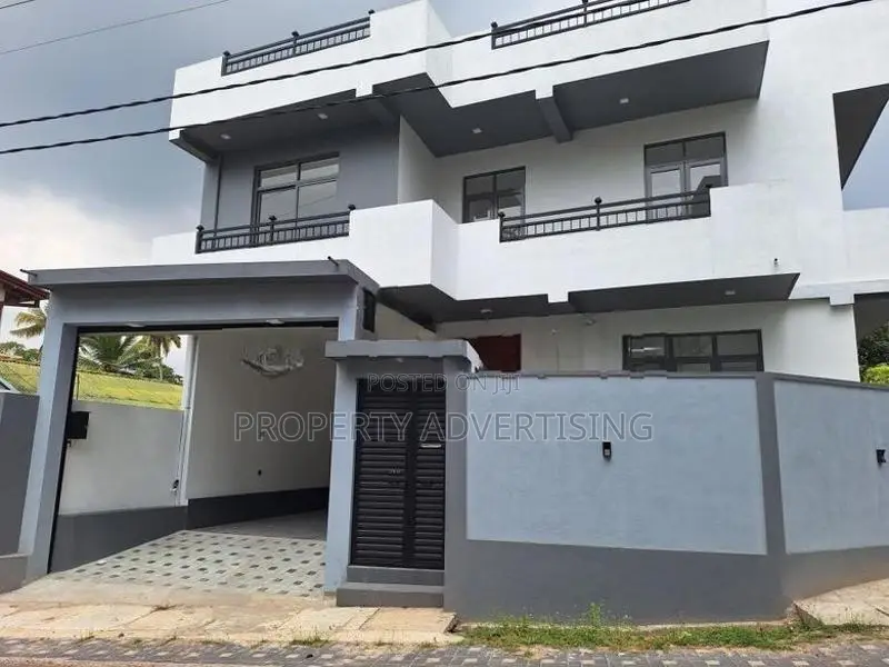 piliyandala modern luxury house for sale
