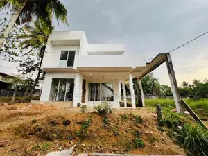 Box Type Modern House for Sale in Athurugiriya