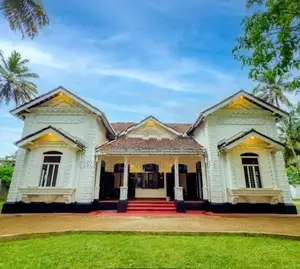 Kalutara Payagala Walawwa Hotel For Sale