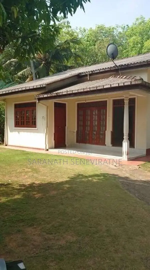 House in Raigama West Kalutara - 88 Perches
