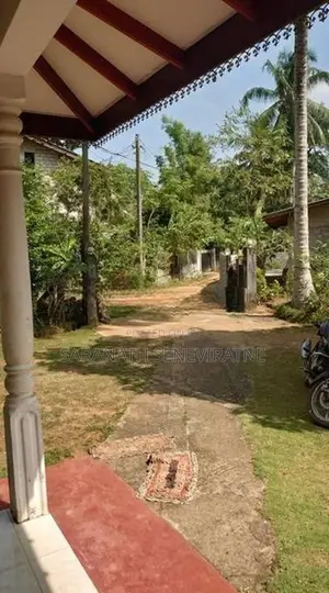 House in Raigama West Kalutara - 88 Perches