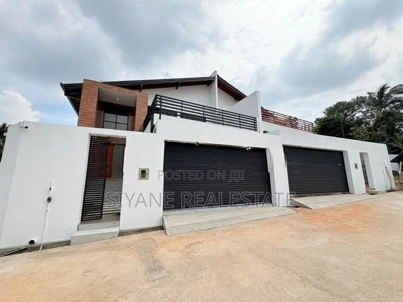 Super Beautiful Luxury House For Sale Battaramulla