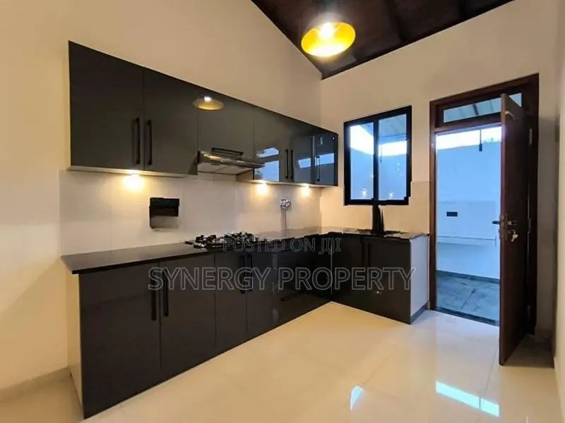 Brand New Modern house for sale athurugiriya