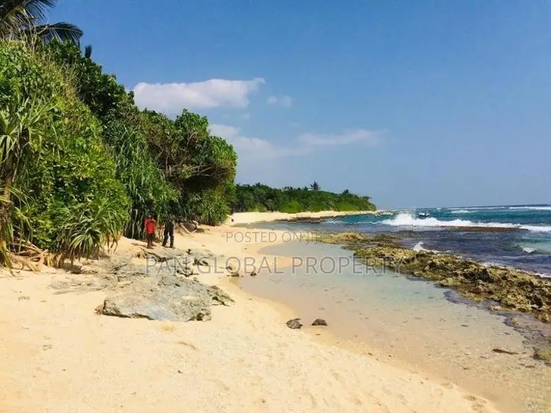 Beach Land for Sale in Mirissa