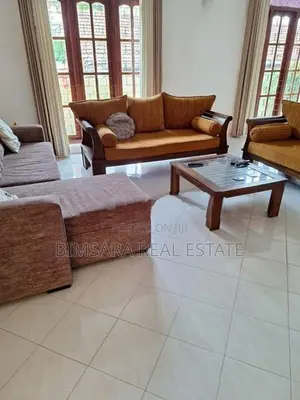 Spacious 3-Bedroom Two-Unit House In Kottawa | SH15304