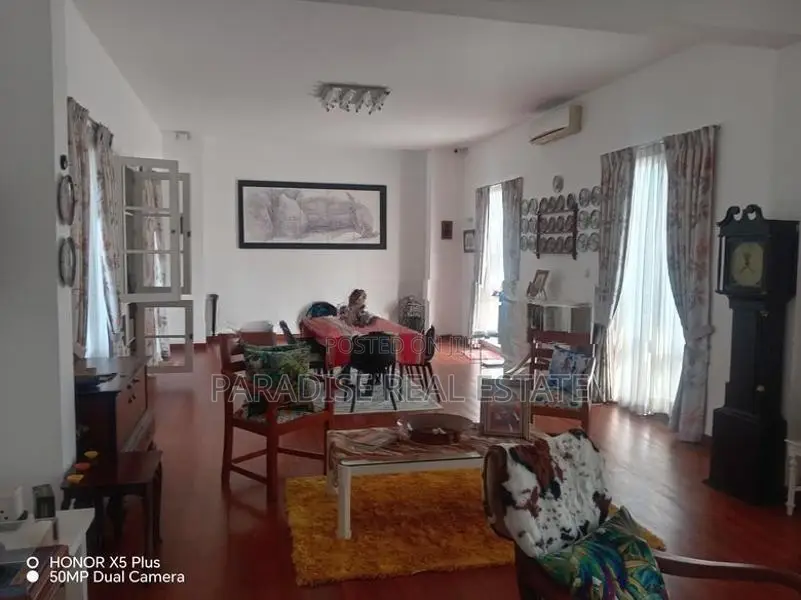 Super Luxury 3 Story House for Sale Mount Lavinia Temples Road