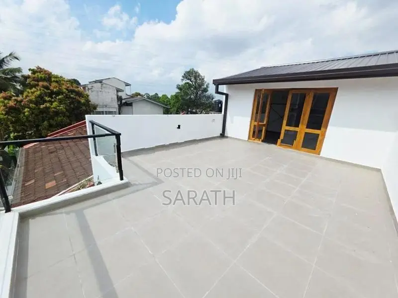 Luxury 2 Storied House Sale Battaramulla