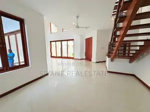 Beautiful Luxury 3 Storey House with Rooftop Bar for Sale Kotte