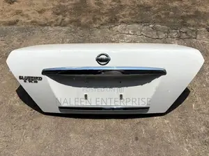 Nissan N17 Dicky Door