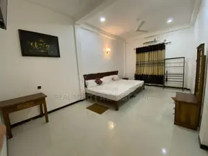 Katharagama : 5BR (5,500sf) Hotel for Sale