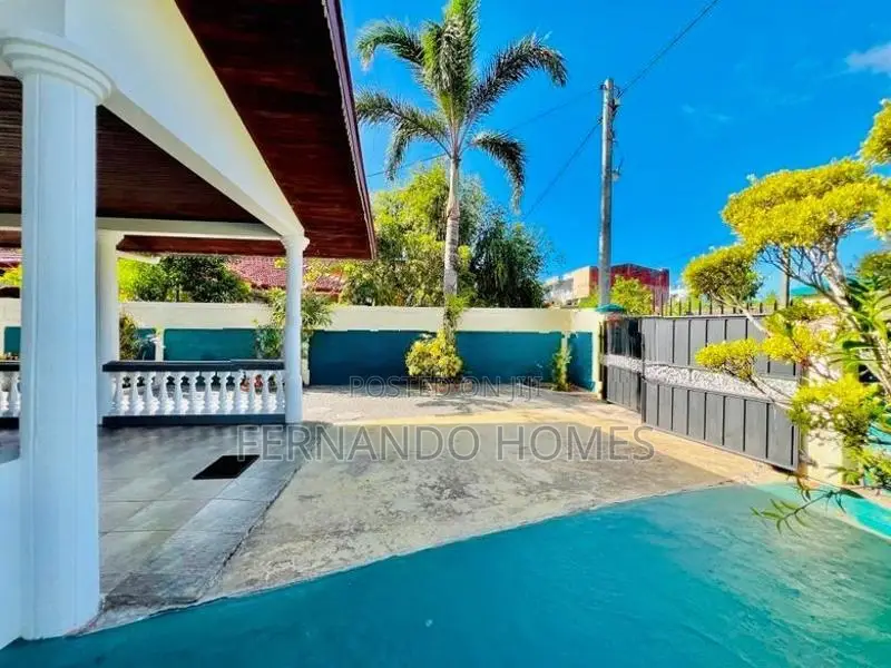 Good Area 19 Perches Land Spacious 4 BR Single Story House Sale Negomb