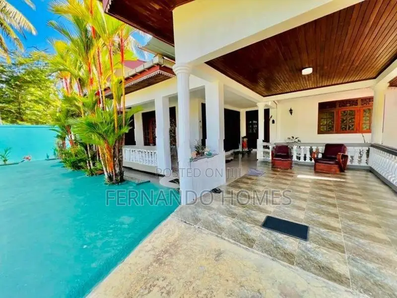 Good Area 19 Perches Land Spacious 4 BR Single Story House Sale Negomb