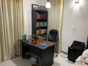 Beutiful house for sale in gampaha miriswatta wathuregama road