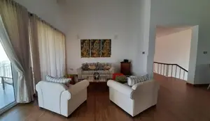 Nuwara Eliya : 6,500sf Luxury Fully Furnished Bungalow for Sale