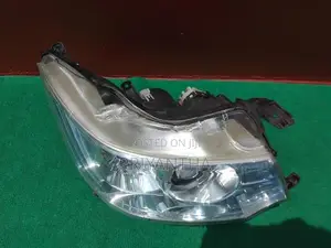 Suzuki Wagon R 44s Stingray Headlight