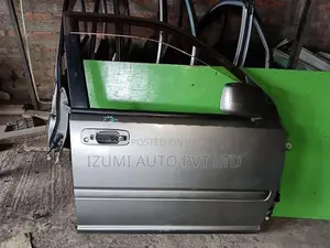 Nissan Xtrail T30 door panels