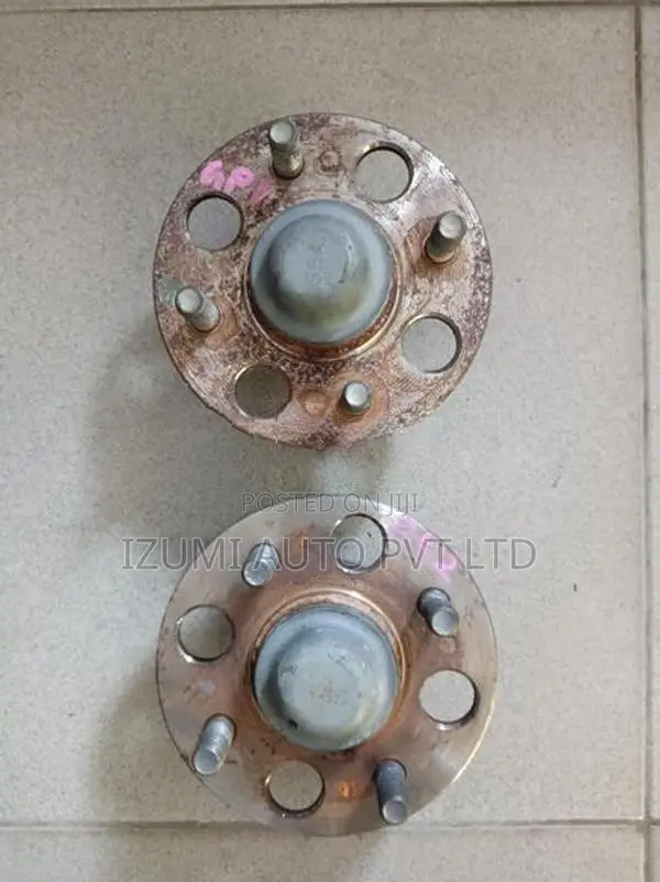 Honda insight/GP1 Rear Hub set