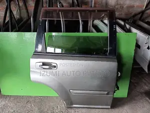 Nissan Xtrail T30 door panels
