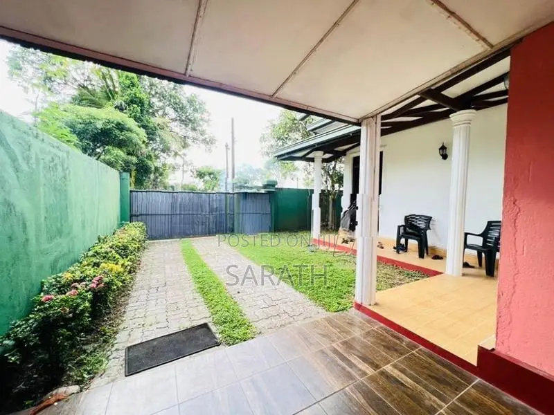 මාලබේ නගරයෙන් වටිනා නිවසක් විකිණීමට