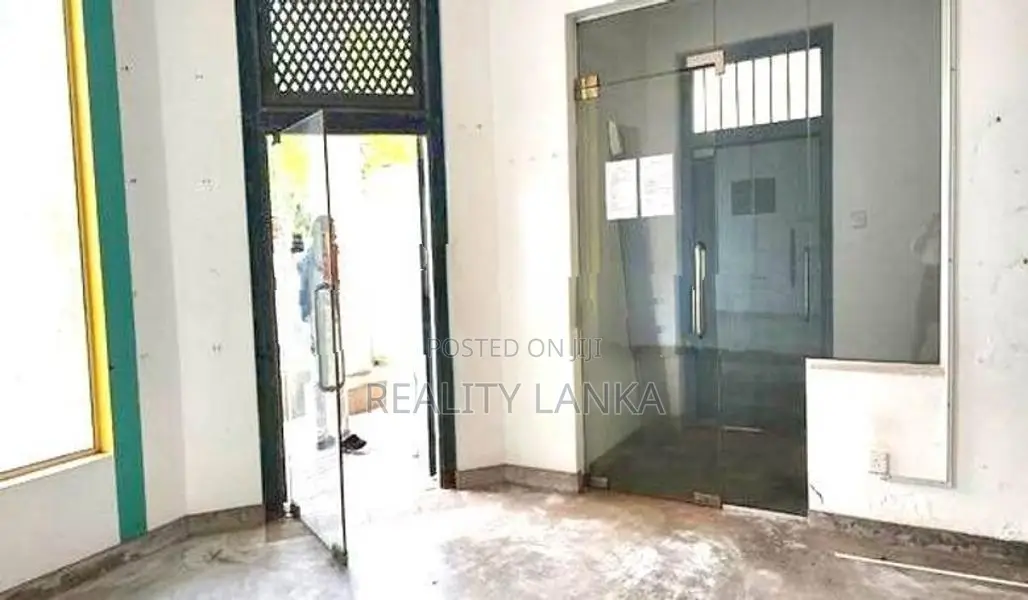 Ground Floor of A Building for Rent (3861) Negombo