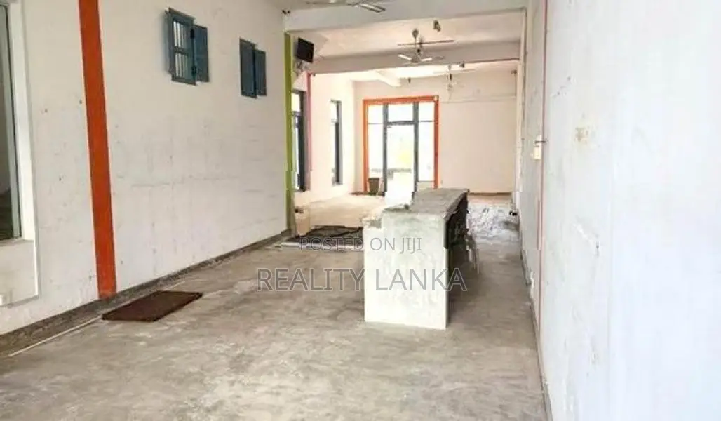 Ground Floor of A Building for Rent (3861) Negombo