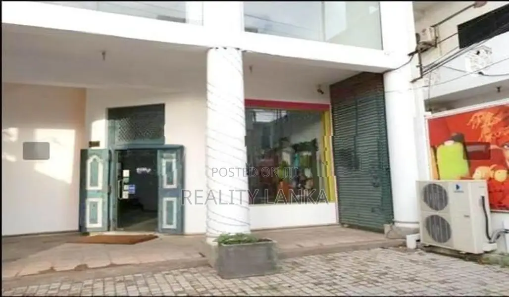 Ground Floor of A Building for Rent (3861) Negombo