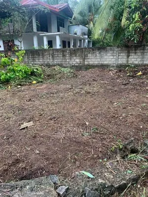 17 Perches Land for Sale in Nittambuwa Kalalpitiya